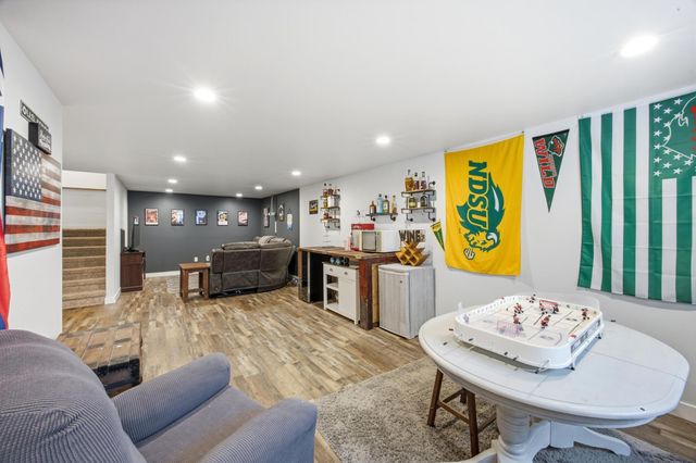 3126 6th Street E, West Fargo, ND 58078