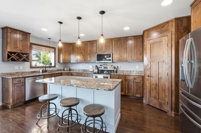 3126 6th Street E, West Fargo, ND 58078