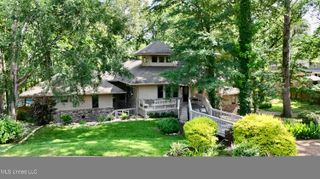 211 Monterey Drive, Clinton, MS 39056