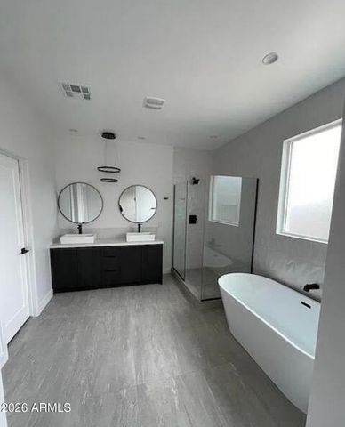 2826 N 28th Place, Phoenix, AZ 85008