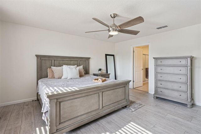 2044 CADES COVE WAY, Deland, FL 32720