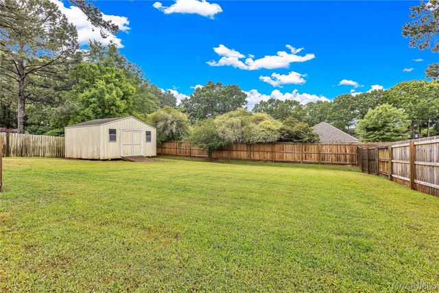 225 Twin Oaks Lane, Wetumpka, AL 36093