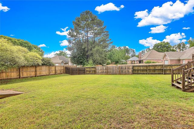 225 Twin Oaks Lane, Wetumpka, AL 36093