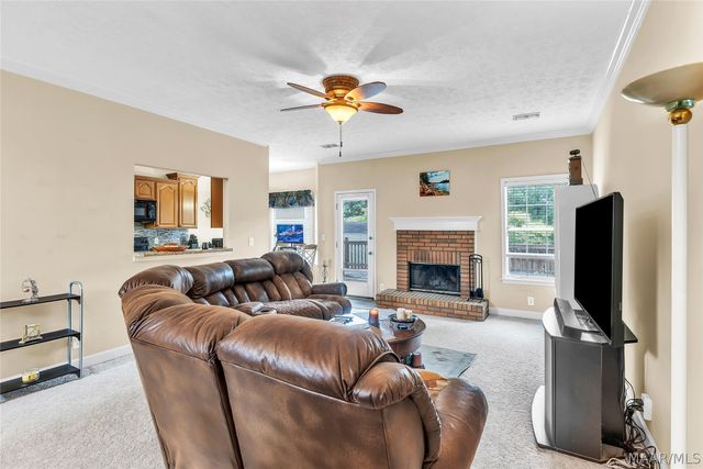 225 Twin Oaks Lane, Wetumpka, AL 36093