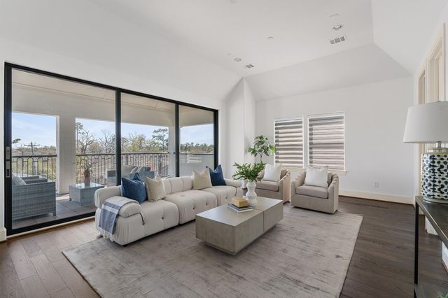 1314 Hunters Meadow Lane, Houston, TX 77055