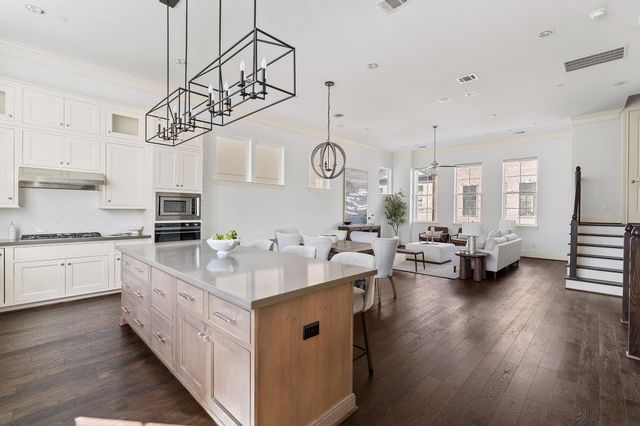 1314 Hunters Meadow Lane, Houston, TX 77055