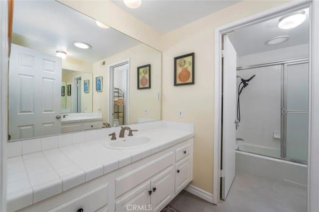 26981 La Paja, Mission Viejo, CA 92691