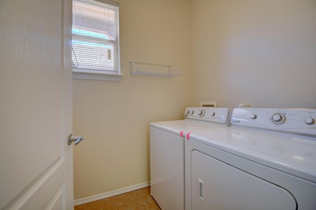 931 Desert Willow Court, Bernalillo, NM 87004