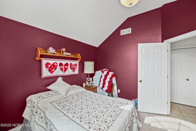 10732 S Lakes Drive, Perrysburg, OH 43551