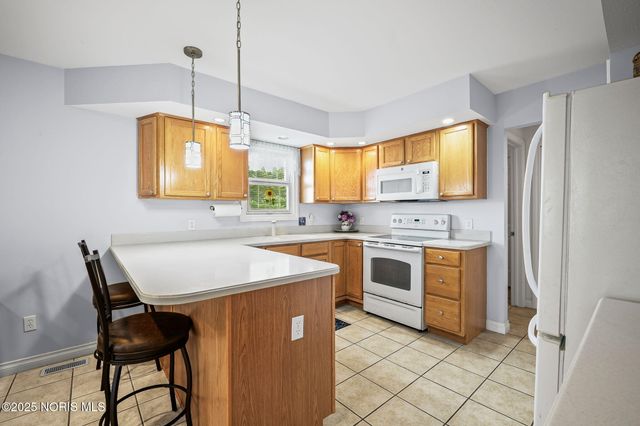 10732 S Lakes Drive, Perrysburg, OH 43551