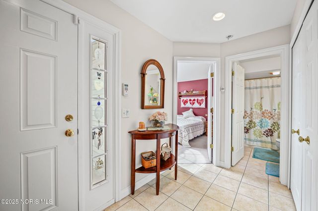 10732 S Lakes Drive, Perrysburg, OH 43551