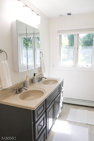 3 Openaki Rd, Randolph Twp., NJ 07869
