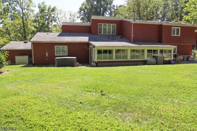 3 Openaki Rd, Randolph Twp., NJ 07869