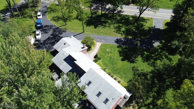 3 Openaki Rd, Randolph Twp., NJ 07869