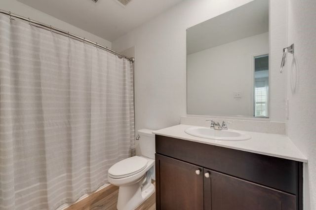424 Frio Pass Trl, Haslet, TX 76052