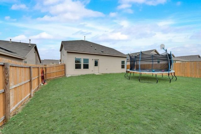 424 Frio Pass Trl, Haslet, TX 76052
