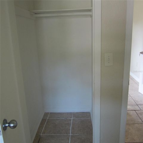 520 W ELLA J GILMORE STREET, Apopka, FL 32703