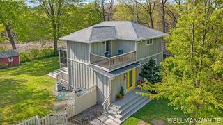 1005 Elizabeth Street, Saugatuck, MI 49453