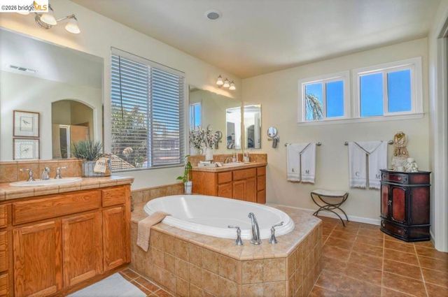 5539 Arcadia Cir, Discovery Bay, CA 94505