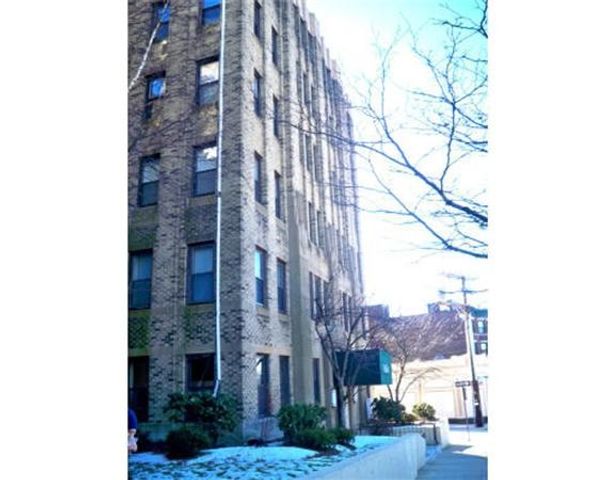 1662 Commonwealth Avenue 23, Boston, MA 02135