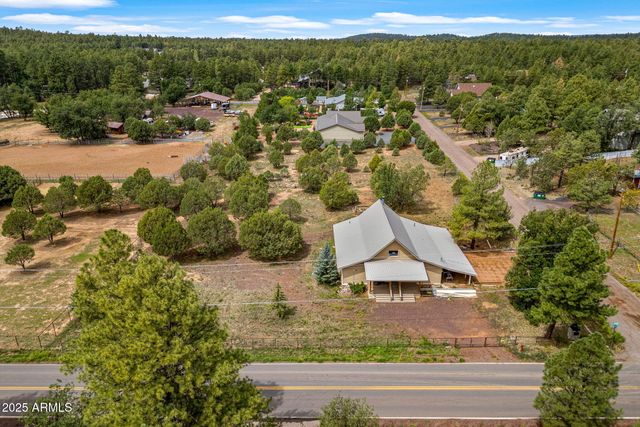 1196 Larson Road, Lakeside, AZ 85929