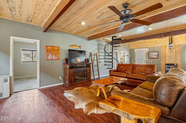 1196 Larson Road, Lakeside, AZ 85929