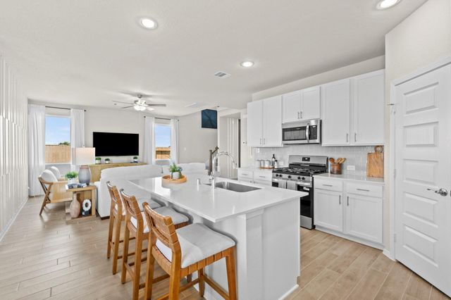375 Hickory Hills Drive, Pattison, TX 77423