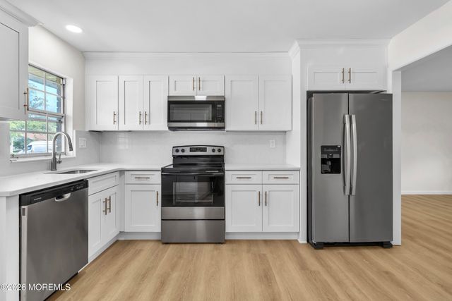 32D Yorkshire Court D, Manchester, NJ 08759