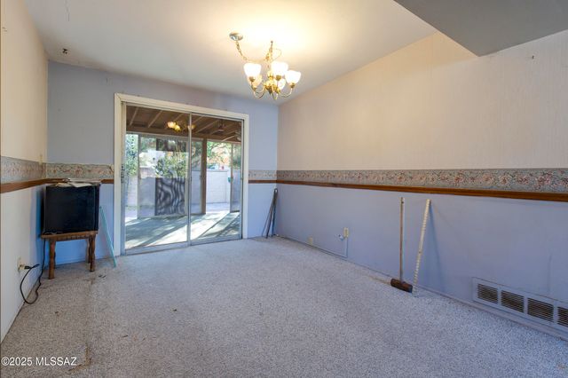 4902 E Copper Street, Tucson, AZ 85712