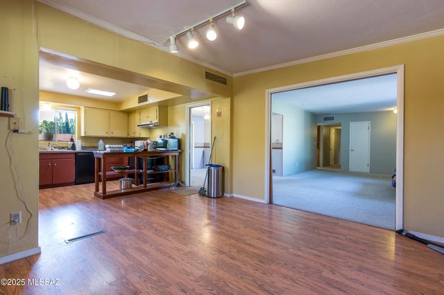 4902 E Copper Street, Tucson, AZ 85712