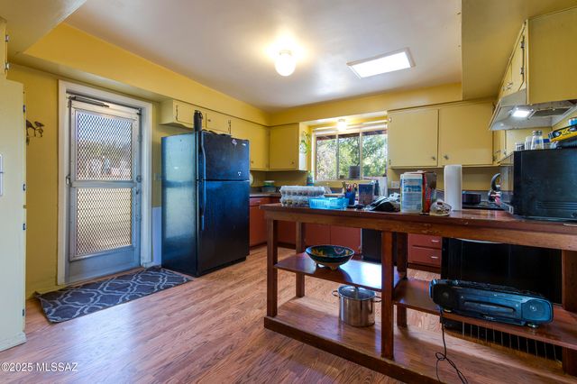 4902 E Copper Street, Tucson, AZ 85712