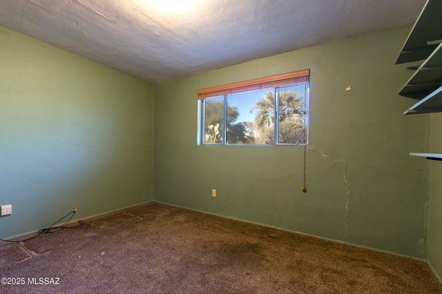 4902 E Copper Street, Tucson, AZ 85712