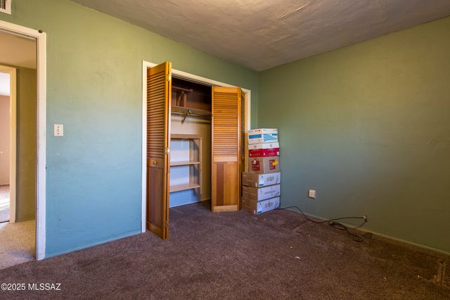 4902 E Copper Street, Tucson, AZ 85712