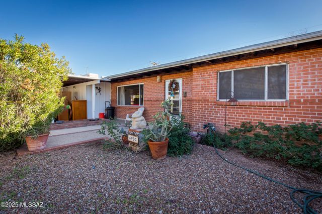 4902 E Copper Street, Tucson, AZ 85712