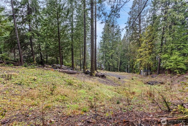 19560 NE North Shore Road, Tahuya, WA 98588