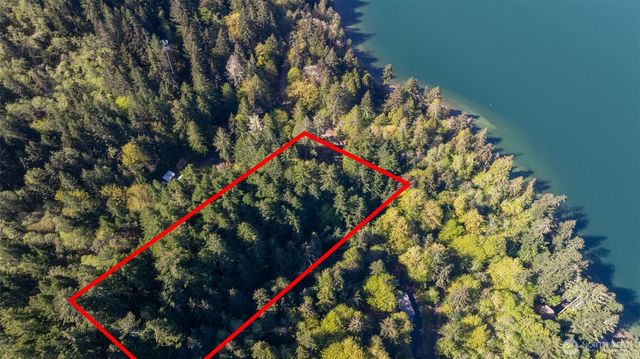 19560 NE North Shore Road, Tahuya, WA 98588