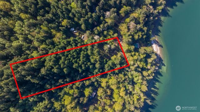 19560 NE North Shore Road, Tahuya, WA 98588