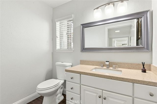 1251 Oakcrest Circle, Corona, CA 92882