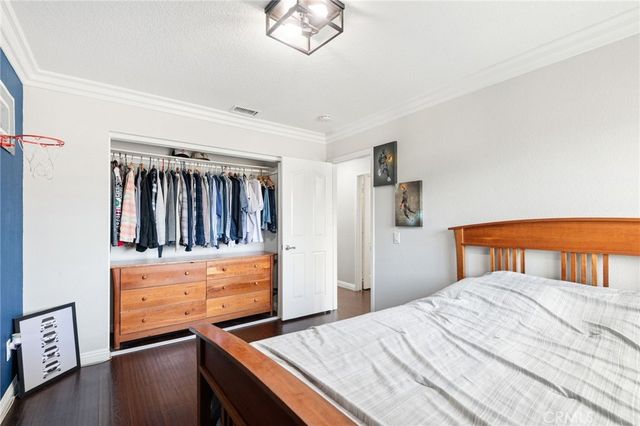 1251 Oakcrest Circle, Corona, CA 92882