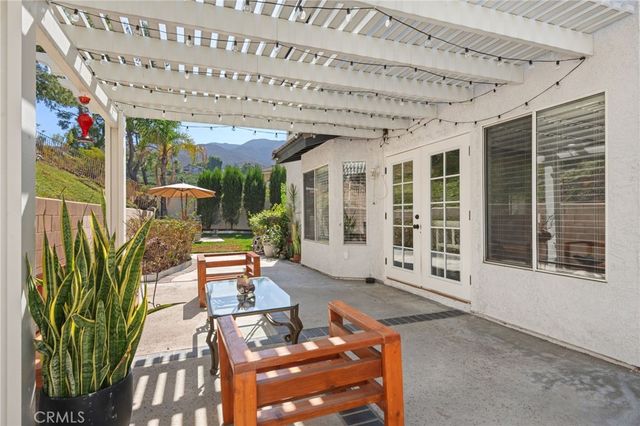 1251 Oakcrest Circle, Corona, CA 92882