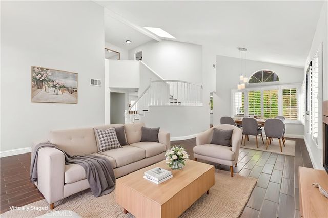 1251 Oakcrest Circle, Corona, CA 92882
