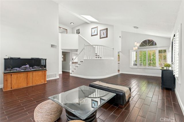 1251 Oakcrest Circle, Corona, CA 92882