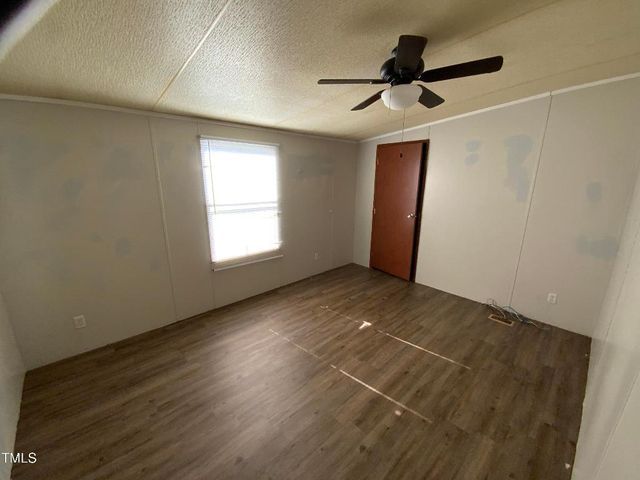 2211 Al Ray Road, Fayetteville, NC 28312