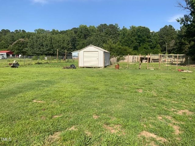 2211 Al Ray Road, Fayetteville, NC 28312