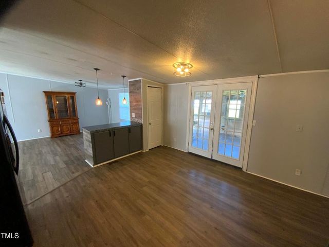 2211 Al Ray Road, Fayetteville, NC 28312