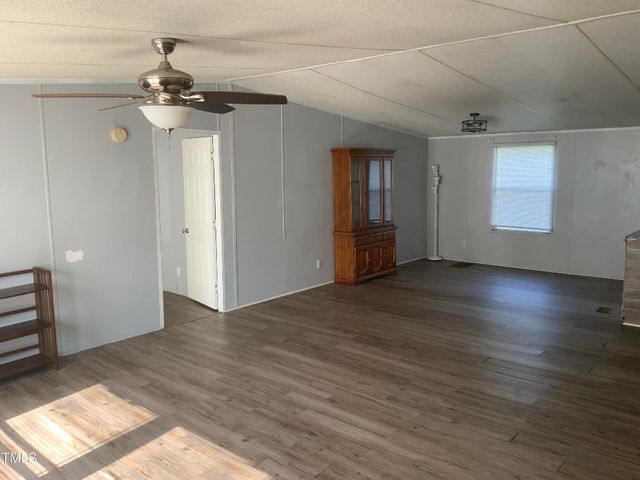 2211 Al Ray Road, Fayetteville, NC 28312