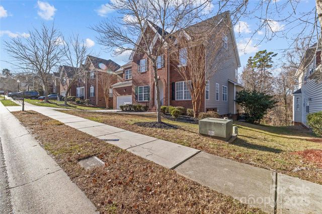 3214 Grandeur Road, Charlotte, NC 28269