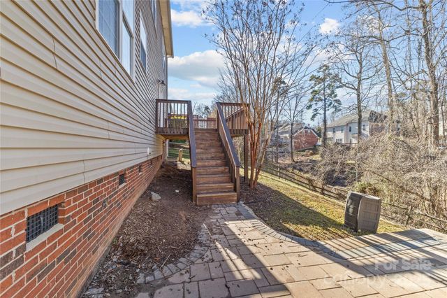 3214 Grandeur Road, Charlotte, NC 28269