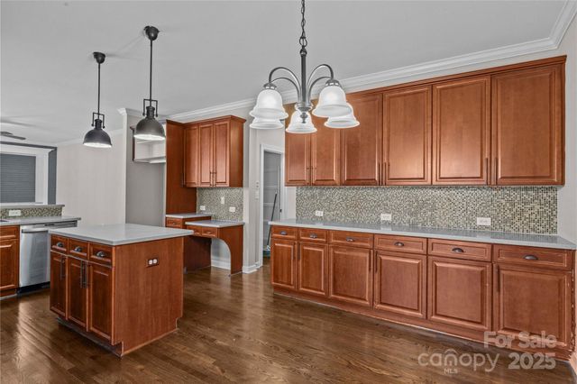 3214 Grandeur Road, Charlotte, NC 28269