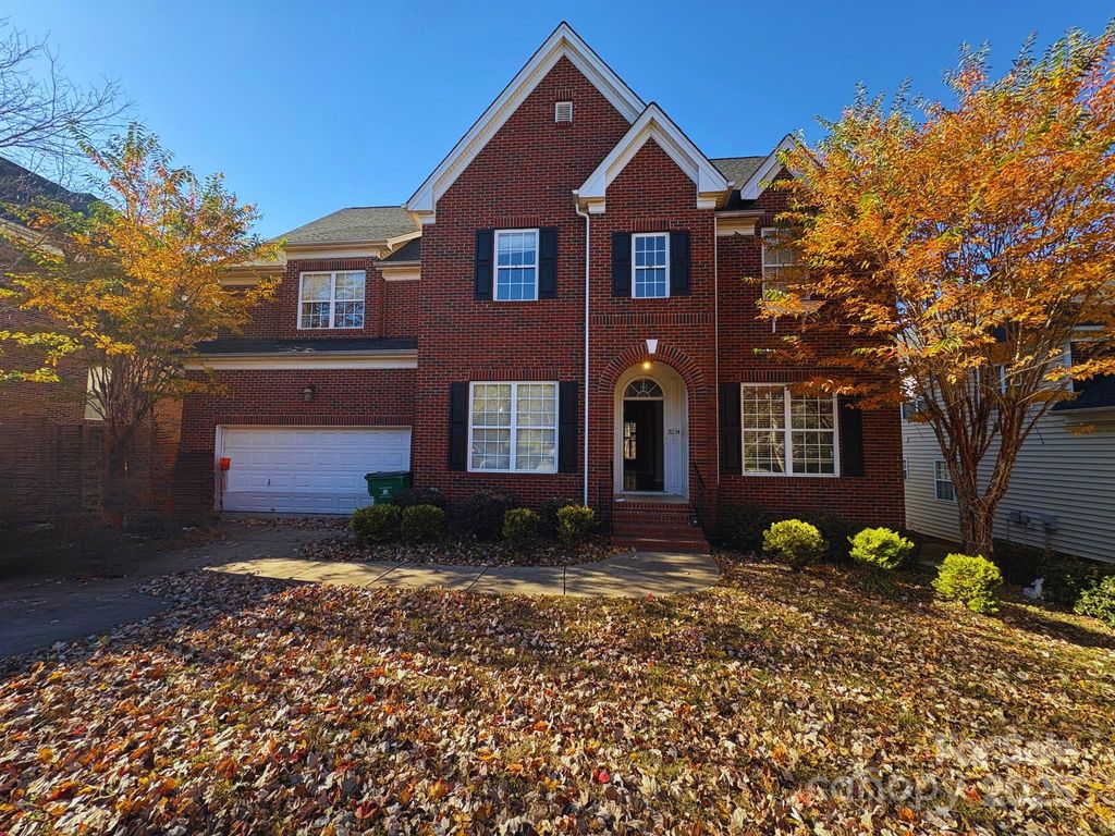 3214 Grandeur Road, Charlotte, NC 28269
